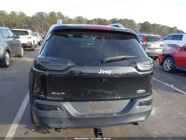 Jeep Cherokee Latitude Image 14
