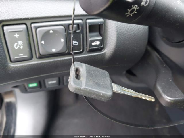 Nissan Sentra S Image 9