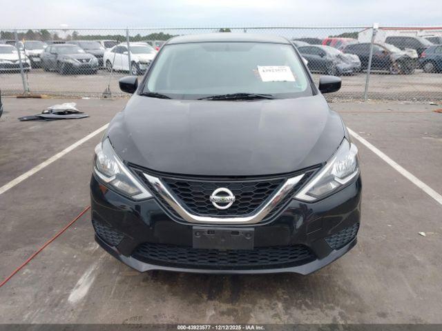 Nissan Sentra S Image 8