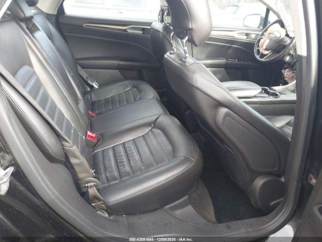 Ford Fusion Se Image 8