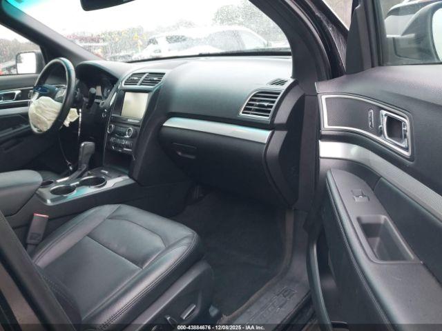 Ford Explorer Xlt Image 4