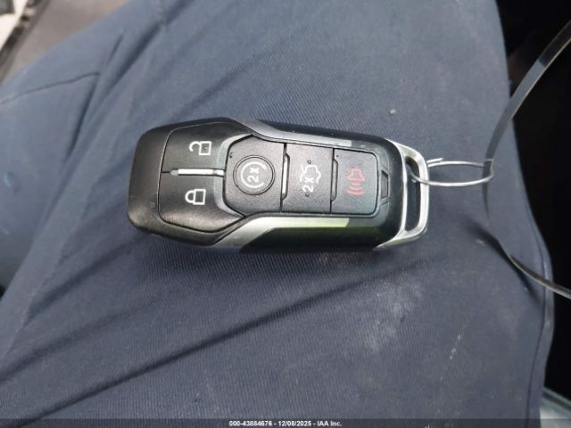 Ford Explorer Xlt Image 10