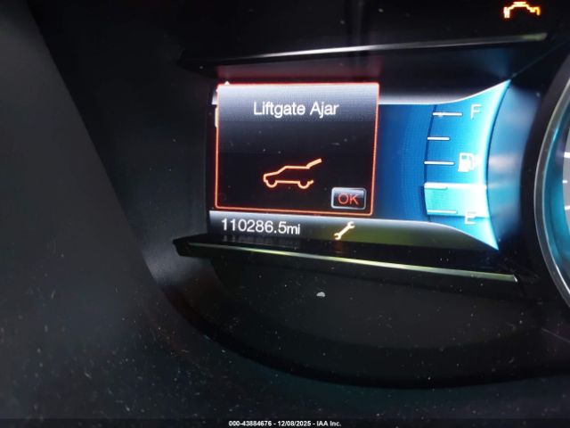 Ford Explorer Xlt Image 16