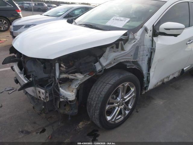 Nissan Murano Platinum Image 8