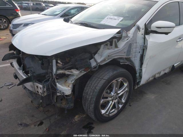 Nissan Murano Platinum Image 8