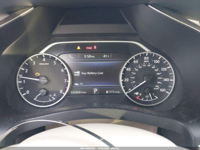 Nissan Murano Platinum Image 9