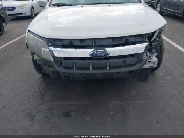 Ford Fusion Se Image 11