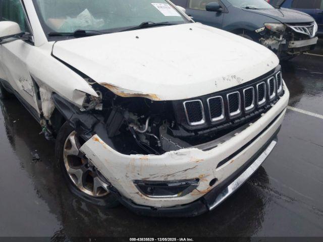 Jeep Compass Limited Fwd Image 15