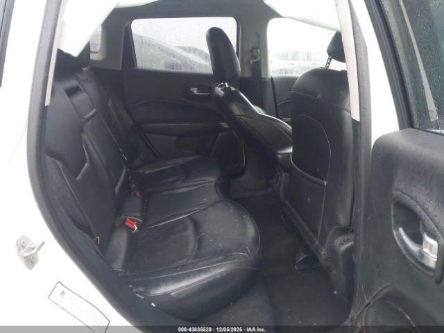 Jeep Compass Limited Fwd Image 4