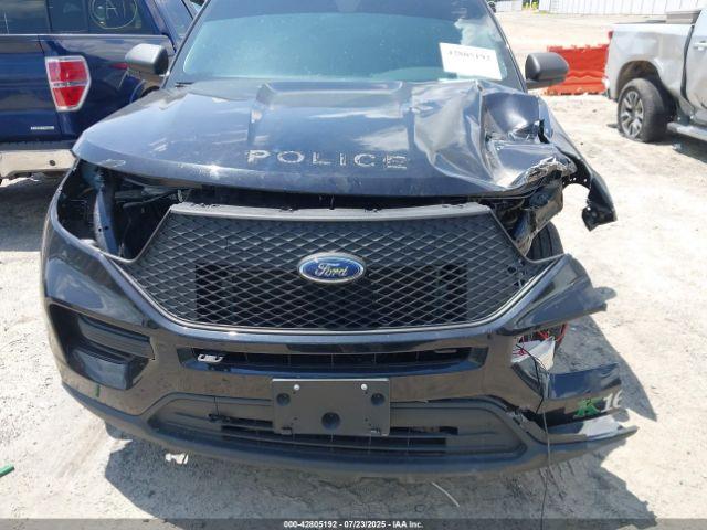 Ford Police Interceptor Image 12