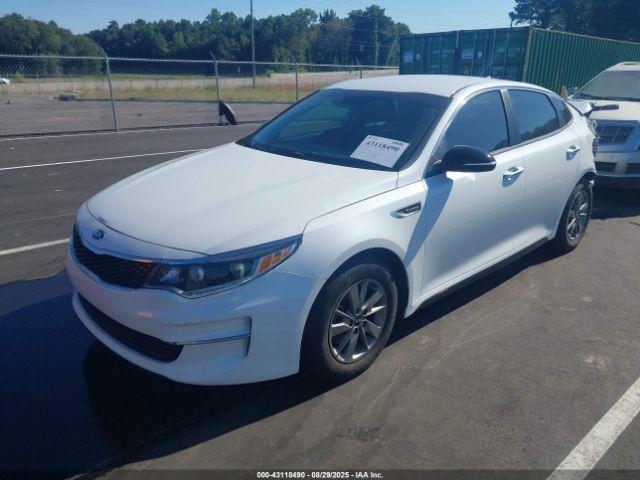 Kia Optima Lx Turbo Image 3