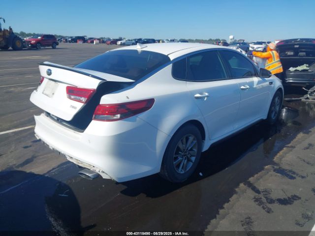 Kia Optima Lx Turbo Image 4