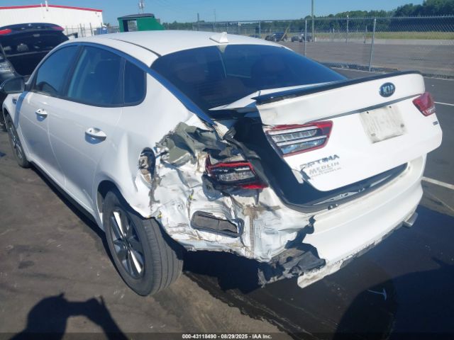 Kia Optima Lx Turbo Image 12