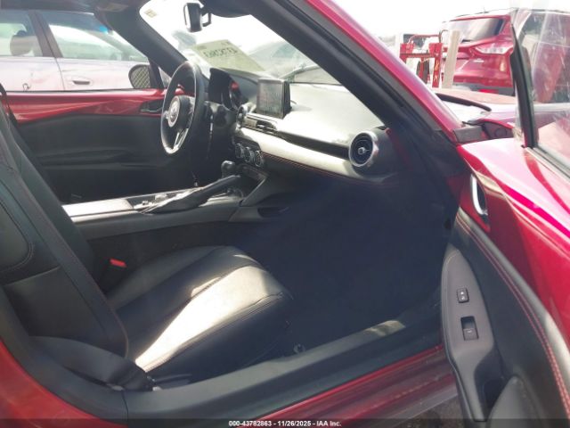 Mazda MX-5 Miata RF Grand Touring Image 12