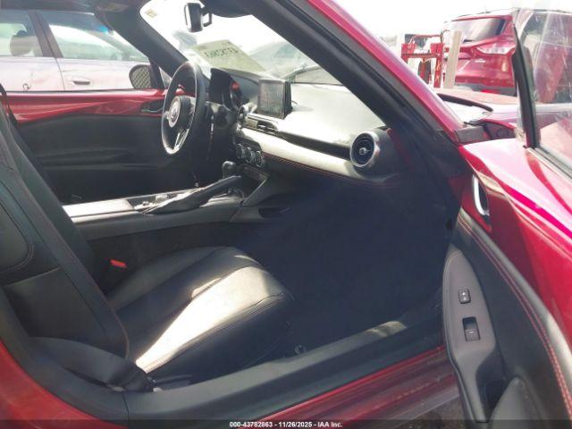 Mazda MX-5 Miata RF Grand Touring Image 12