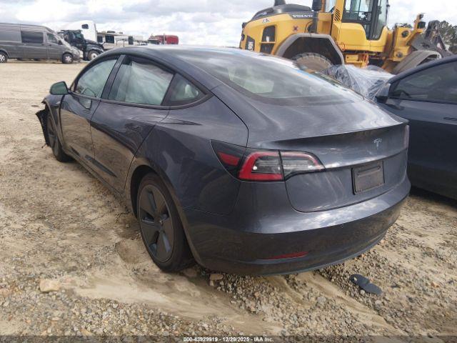 Tesla Model 3 Standard Range Plus Rear-wheel Drive Image 5