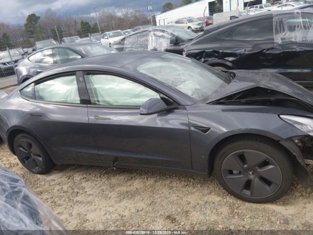 Tesla Model 3 Standard Range Plus Rear-wheel Drive Image 7
