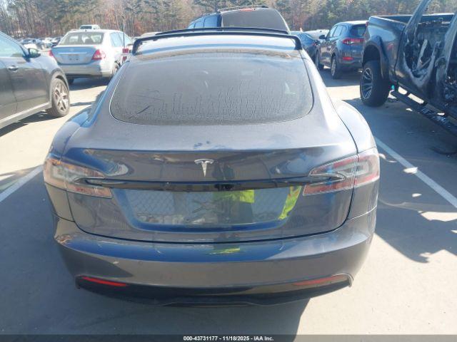 Tesla Model S Dual Motor All-wheel Drive Image 14