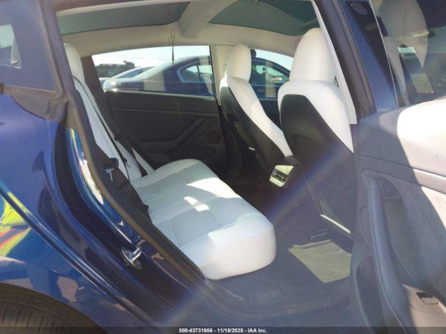 Tesla Model 3 Rear-wheel Drive Image 9