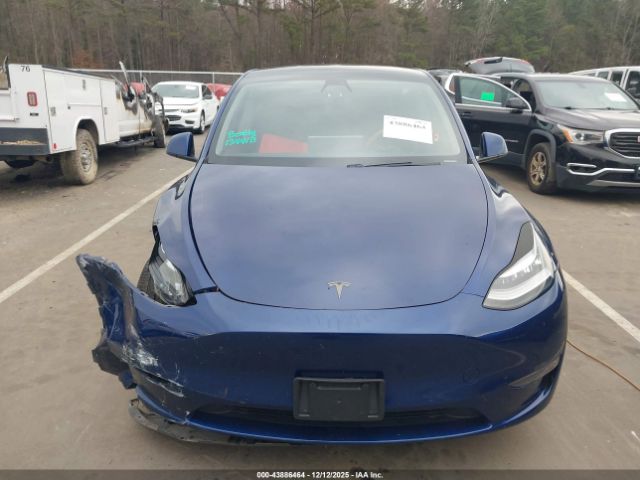 Tesla Model Y Long Range Dual Motor All-wheel Drive Image 8