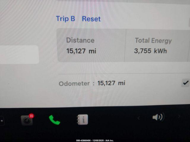 Tesla Model Y Long Range Dual Motor All-wheel Drive Image 13