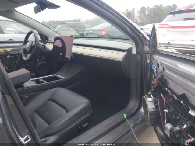 Tesla Model 3 Performance Dual Motor All-wheel Drive Image 8