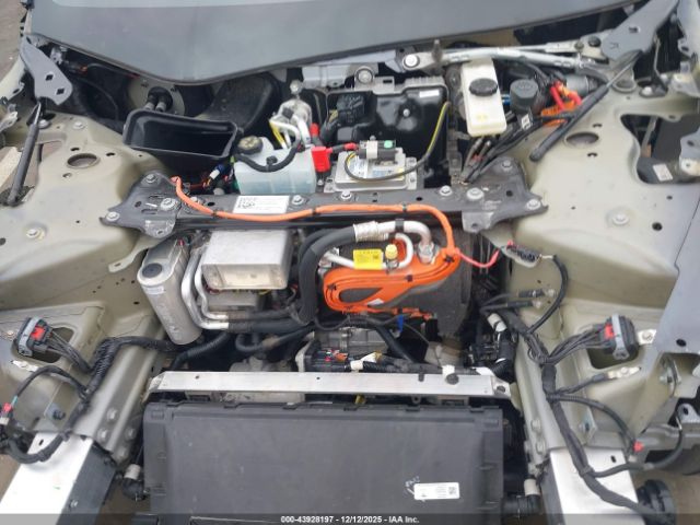 Tesla Model 3 Performance Dual Motor All-wheel Drive Image 3