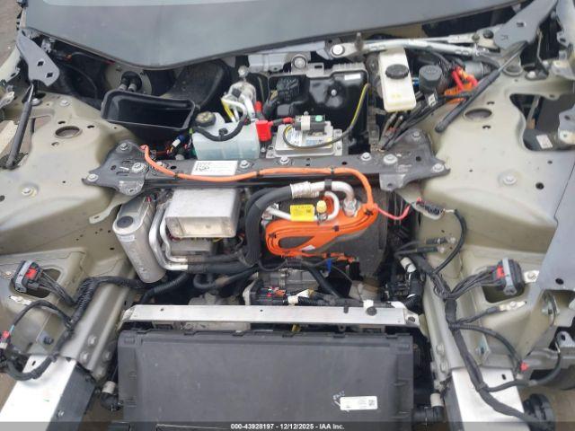 Tesla Model 3 Performance Dual Motor All-wheel Drive Image 3