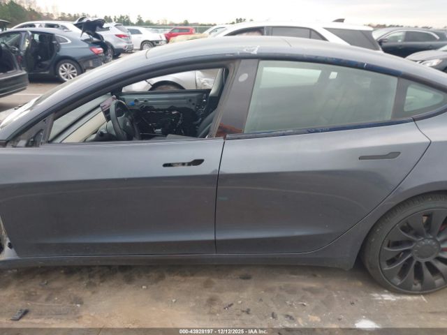 Tesla Model 3 Performance Dual Motor All-wheel Drive Image 15