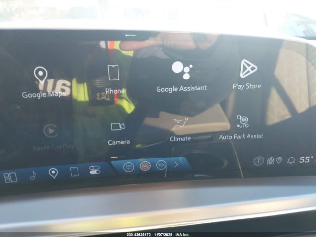 Cadillac LYRIQ Image 20