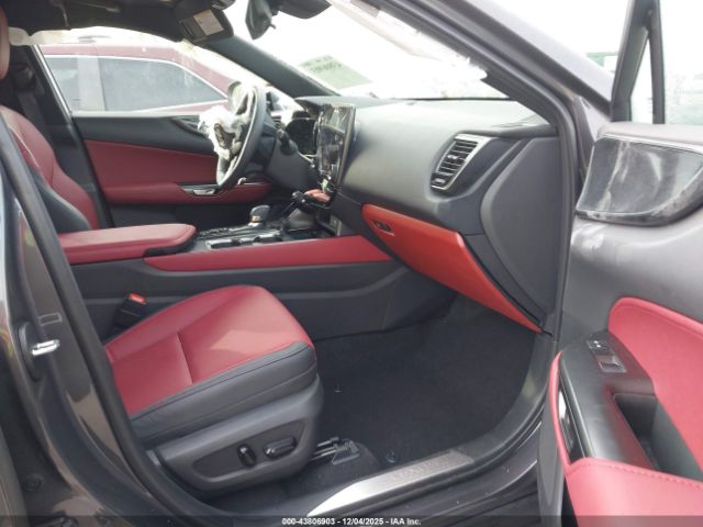 Lexus NX Premium Image 9