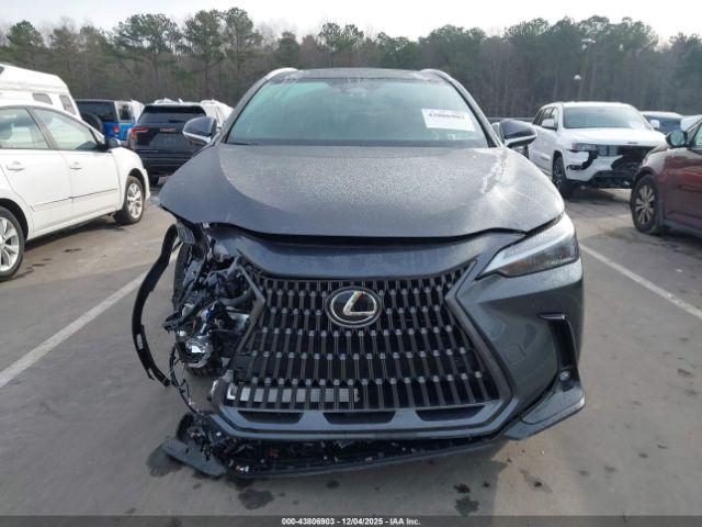 Lexus NX Premium Image 8
