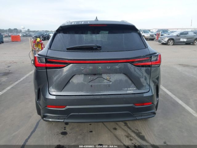 Lexus NX Premium Image 15