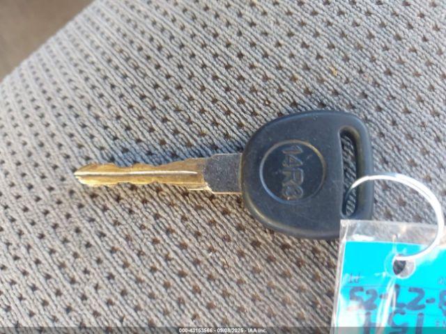 Saturn L-Series L200 Image 10