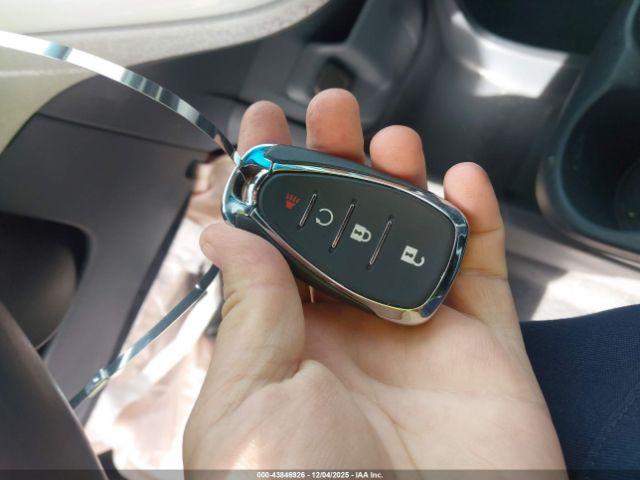 Chevrolet Bolt Fwd Premier Image 10