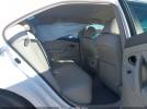 Toyota Camry Le Image 8