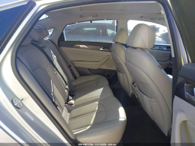 Hyundai SONATA Limited Image 16