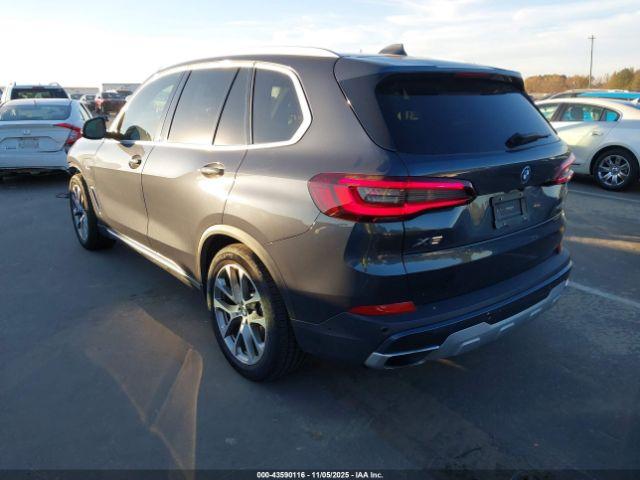 BMW X Series Xdrive45e Image 16
