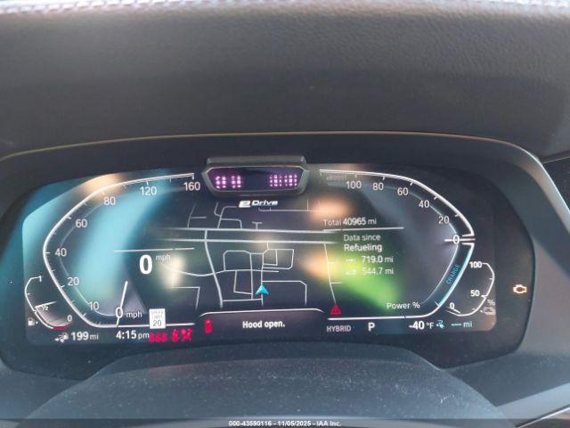 BMW X Series Xdrive45e Image 14