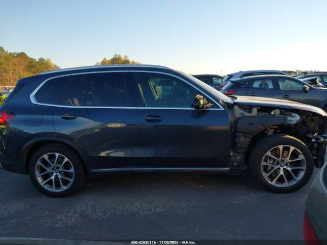 BMW X Series Xdrive45e Image 8