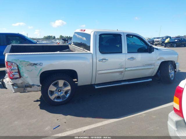 Chevrolet Silverado 1500 Ltz Image 12