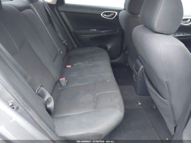 Nissan Sentra S Image 10