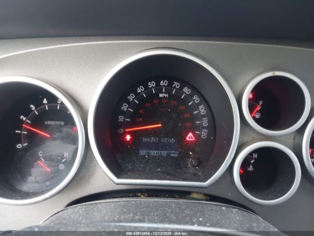 Toyota Tundra Limited 5.7l V8 Image 17