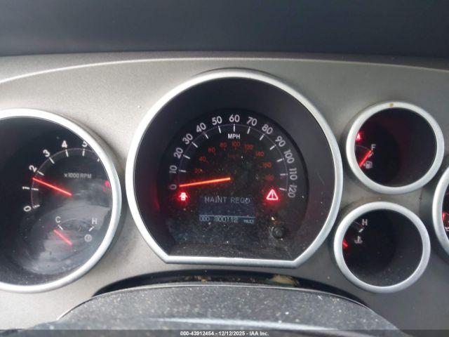 Toyota Tundra Limited 5.7l V8 Image 17