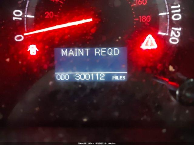 Toyota Tundra Limited 5.7l V8 Image 13