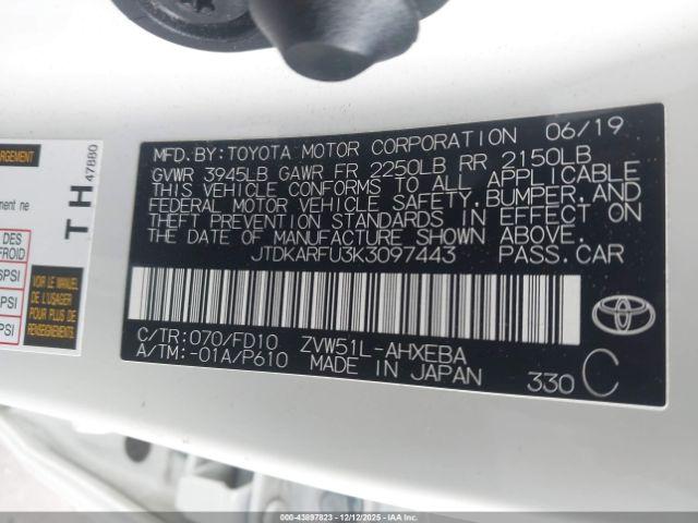 Toyota Prius Le Image 19