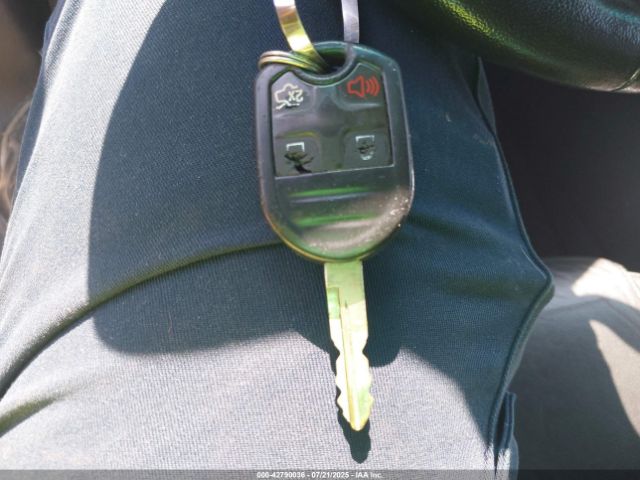 Ford Explorer Xlt Image 10