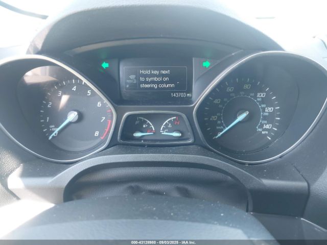 Ford Escape Titanium Image 10