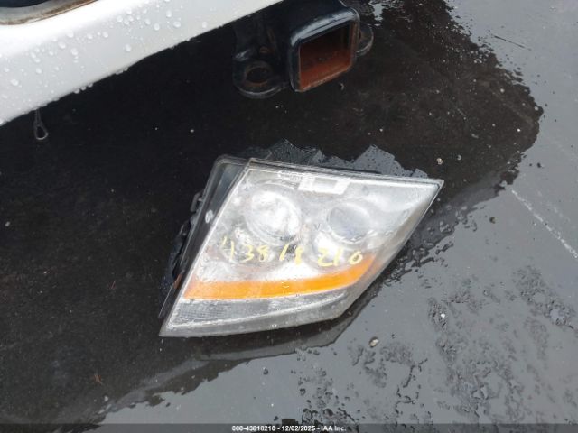 Chevrolet Silverado 2500 Image 11