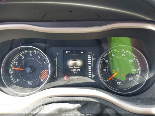 Jeep Cherokee Latitude Image 7